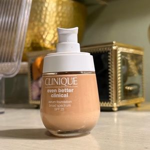 Clinique Even Better Clinical Serum Foundation